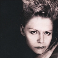 Beata Pater : Black