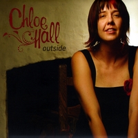 Chloe Hall : Outside