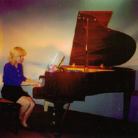 HELEN ALLEN: Piano Mix 1