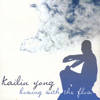 Kailin Yong : Bowing With the Flow