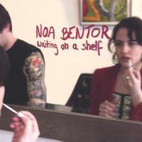 Noa Bentor : Waiting on a Shelf
