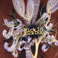 Royal Family : Kick In Kick Out