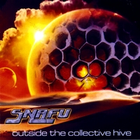 Snafu : Outside the Collective Hive