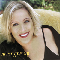 Alexis Vear : Never Give Up
